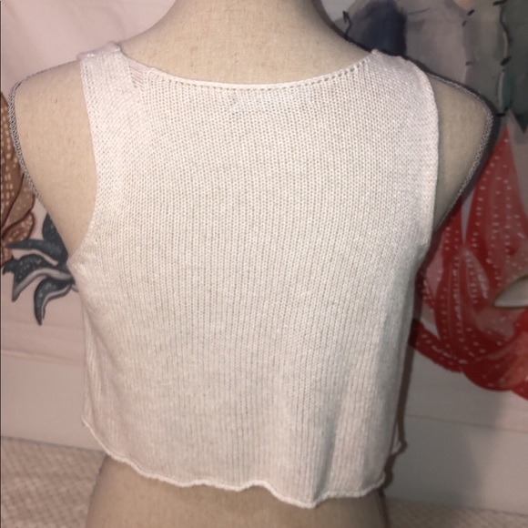 Brandy Melville Cream Knit Crop Top - Picture 3 of 4